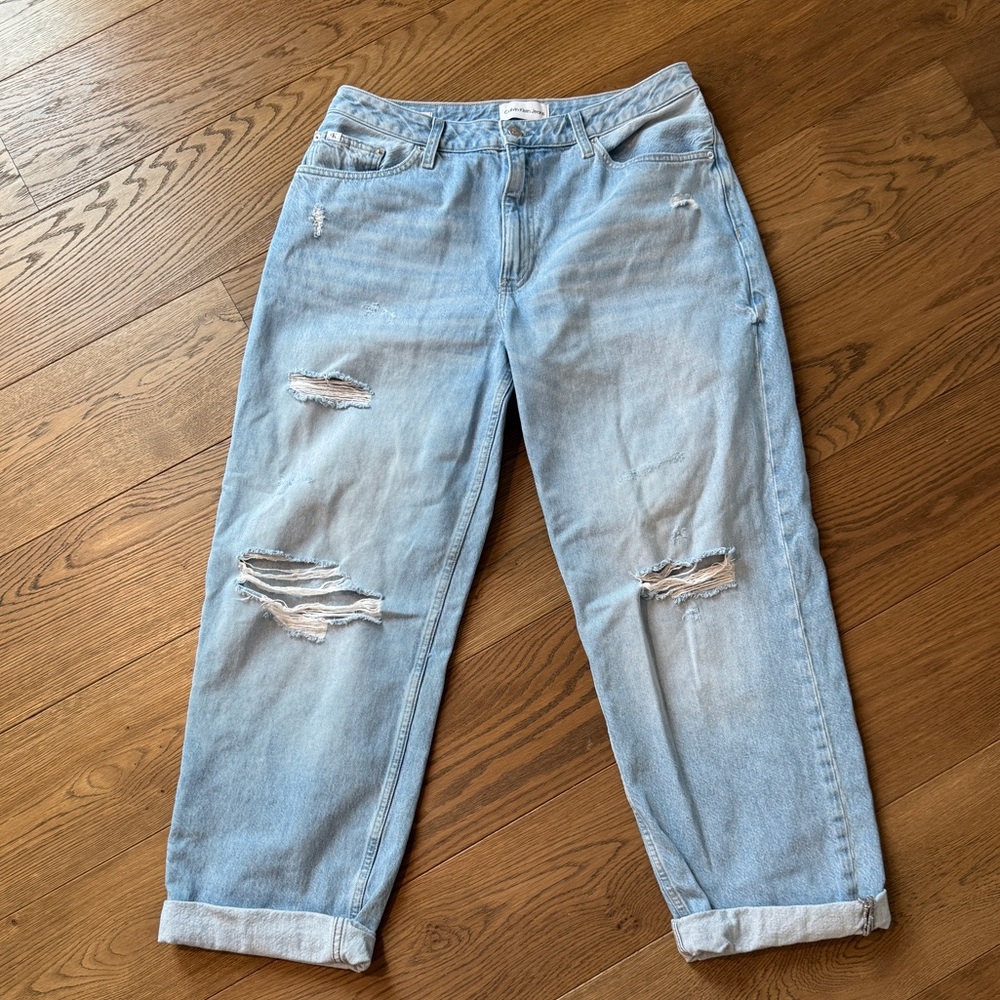 Calvin Klein Jeans Light Blue Ripped Denim - Size 32